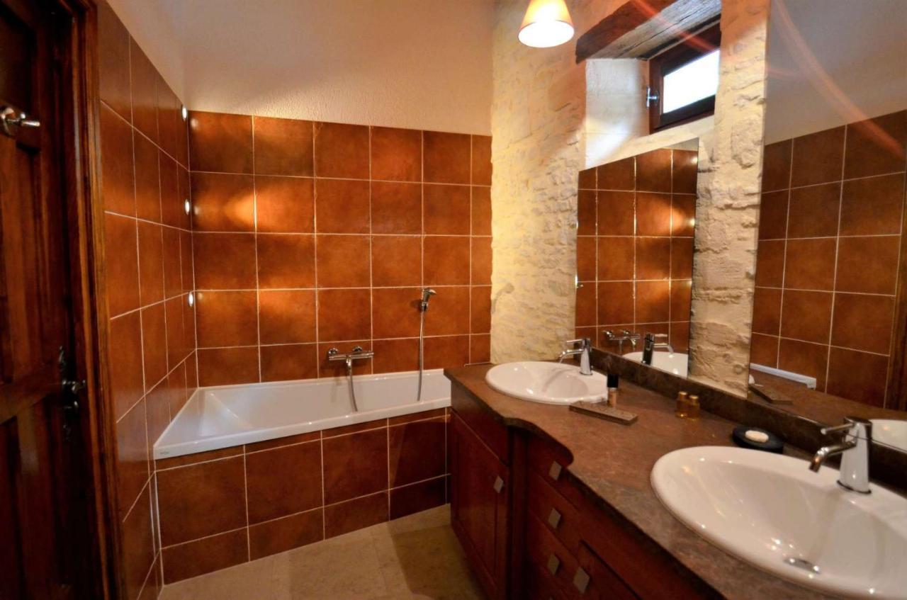 Hotel Le Manoir De Mathan Crepon A La Campagne 5 Mn D'Arromanches Et 10 Mn De Bayeux Eksteriør bilde