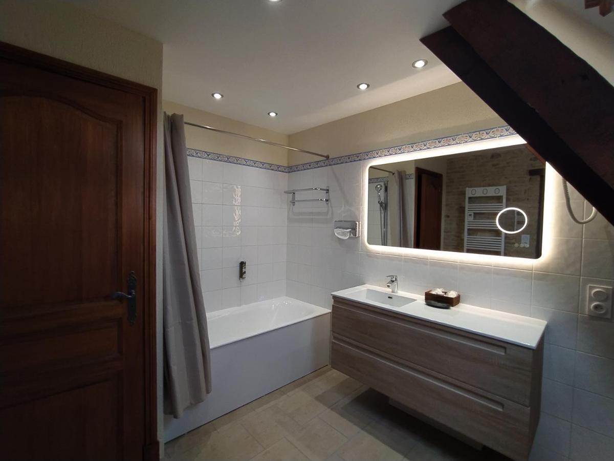 Hotel Le Manoir De Mathan Crepon A La Campagne 5 Mn D'Arromanches Et 10 Mn De Bayeux Eksteriør bilde