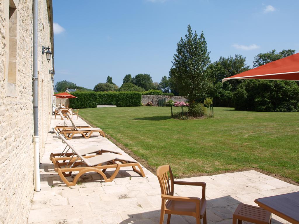 Hotel Le Manoir De Mathan Crepon A La Campagne 5 Mn D'Arromanches Et 10 Mn De Bayeux Eksteriør bilde