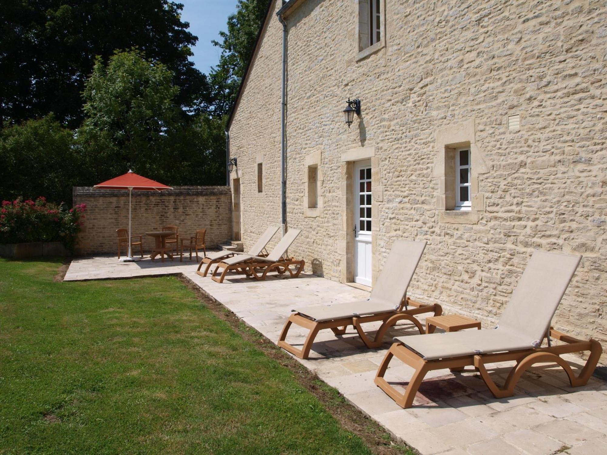 Hotel Le Manoir De Mathan Crepon A La Campagne 5 Mn D'Arromanches Et 10 Mn De Bayeux Eksteriør bilde